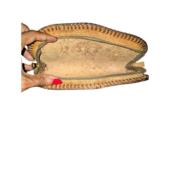 Vintage Western Floral Carved Hand Tooled Leather Patina Clutch Hand Bag Purse - Picture 4 of 5